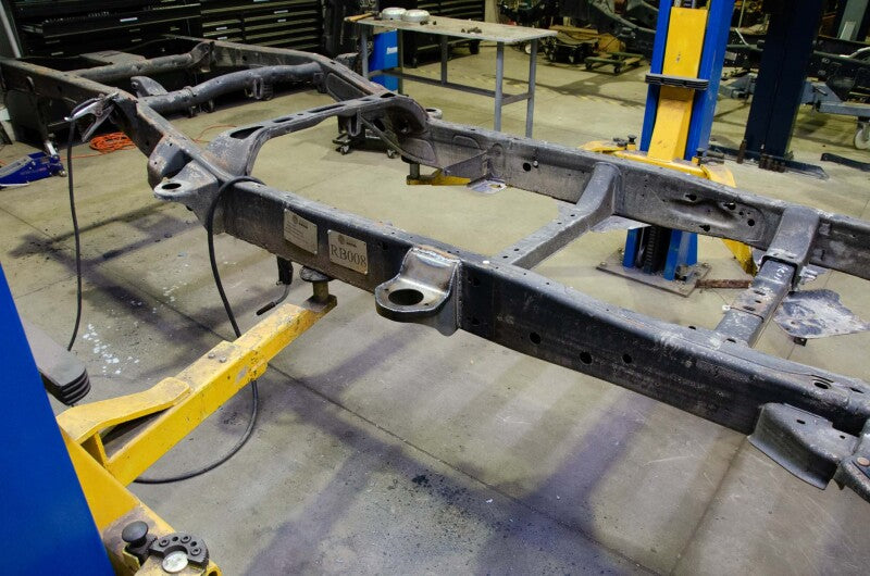 RustBuster Rust Buster 14-18 Chevy Silverado 1500 Center Cab Mount - Left