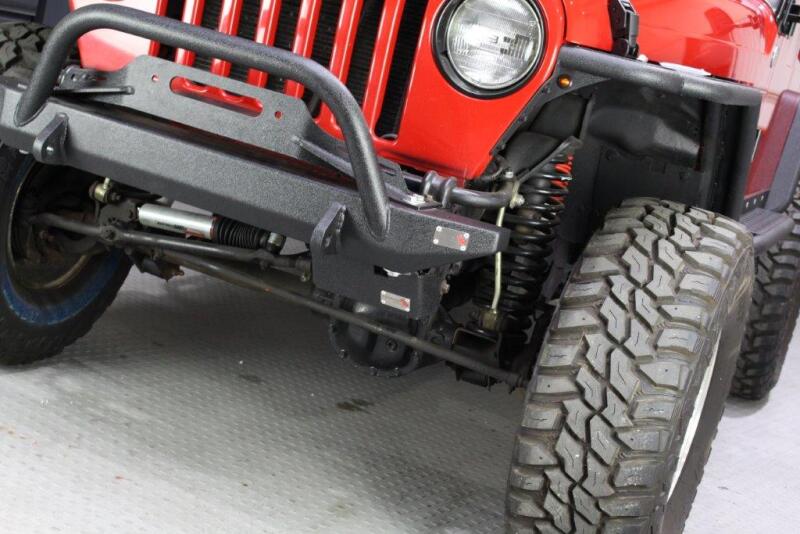Fishbone Offroad 97-06 Jeep Wrangler TJ Steering Box Skid Plate - Black Textured Powdercoat
