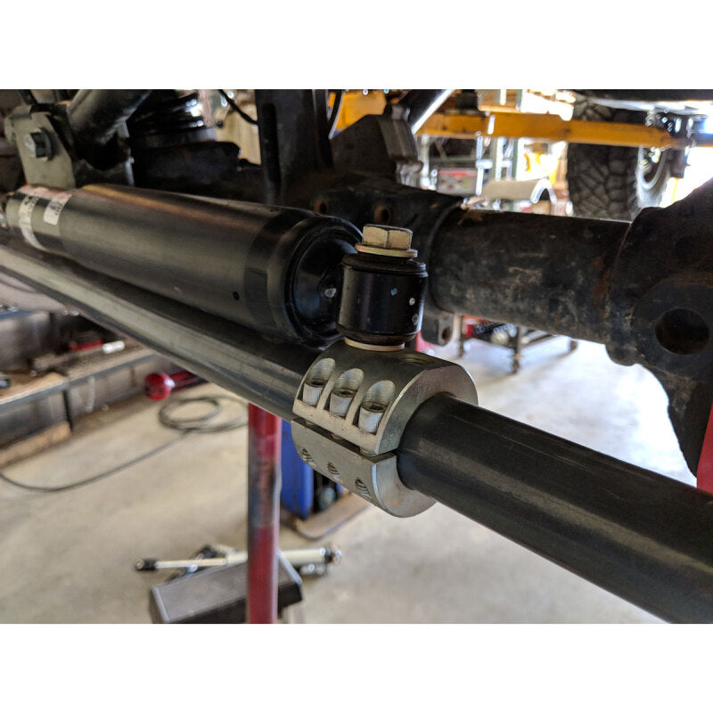Synergy Mfg Synergy Jeep JK Steering Stabilizer Tie Rod Clamp 1-3/8in For 1.375in OD Tie Rods