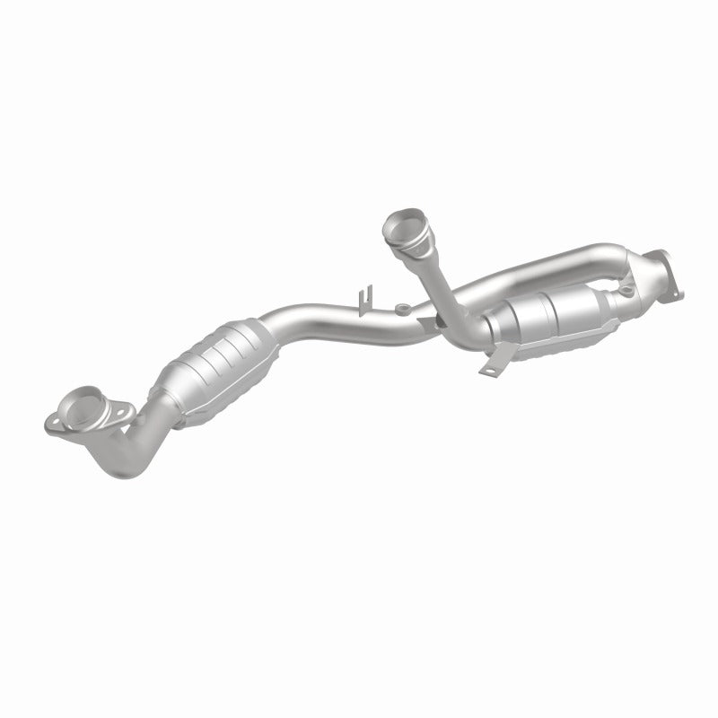 MagnaFlow Direct Fit Catalytic Converter 96-99 Ford Taurus3.0L 50S