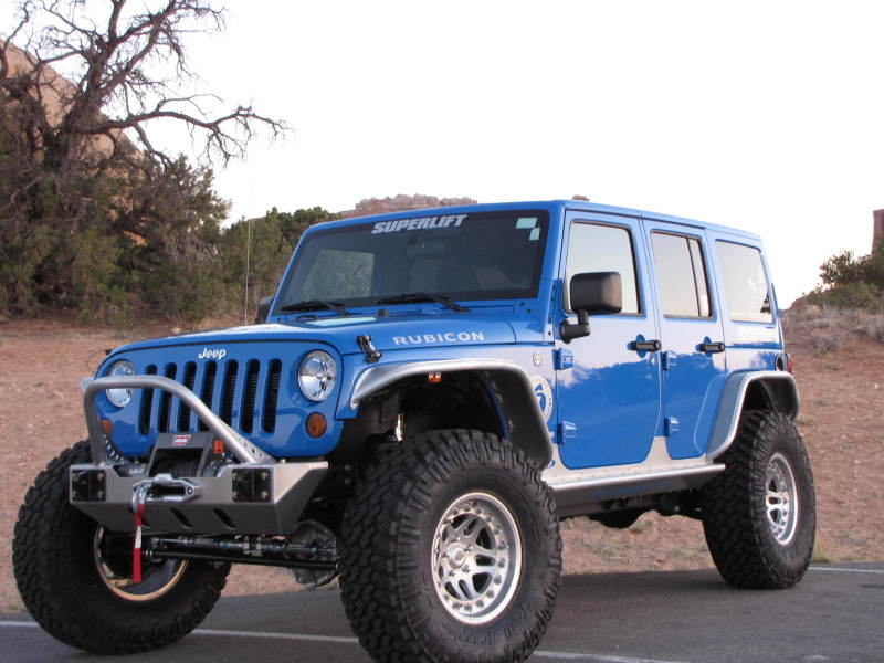 Superlift 07-18 Jeep Wrangler JK Unlimited 4in Lift Kit w/ Reflex Control Arms & Fox Shocks