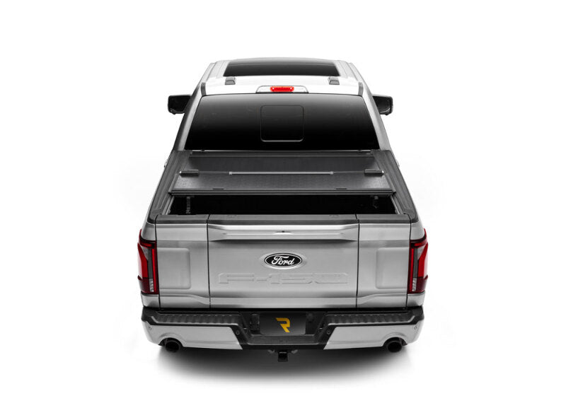 BAK 21-22 Ford F-150 (Incl. 2022 Lightning) BAKFlip G2 5.7ft Bed Cover