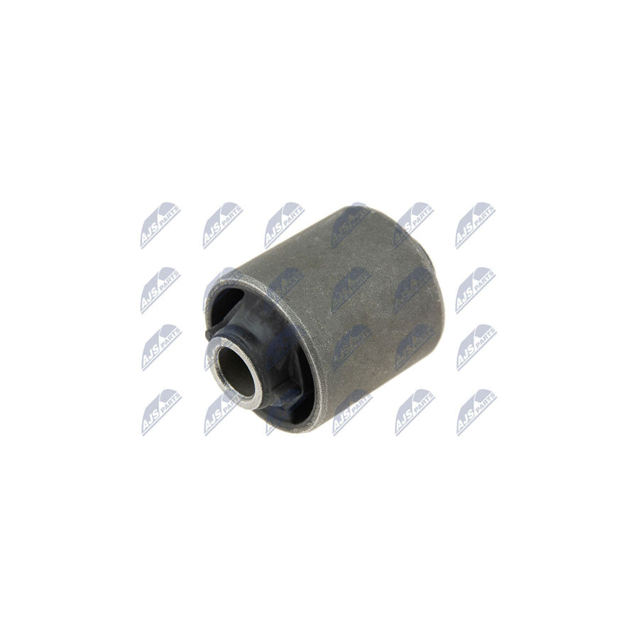 NTY ZttTy030B Control Arm / Trailing Arm Bush