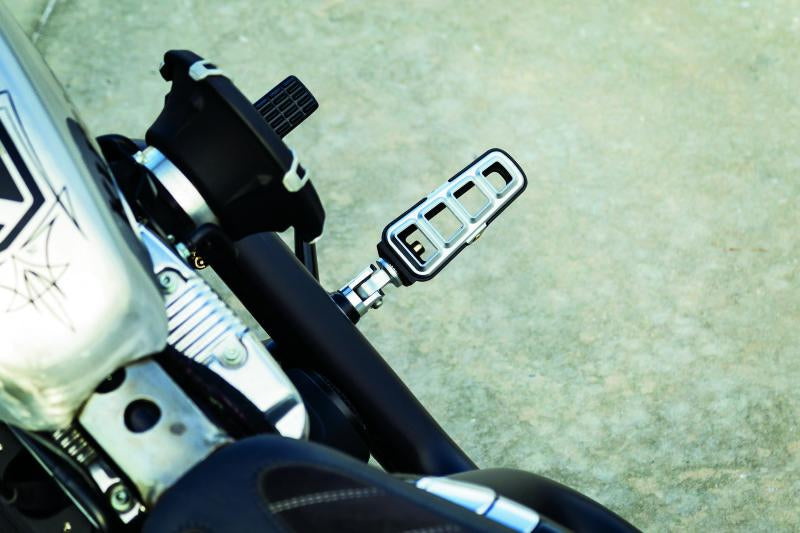 Kuryakyn Splined Peg Adapter Silver