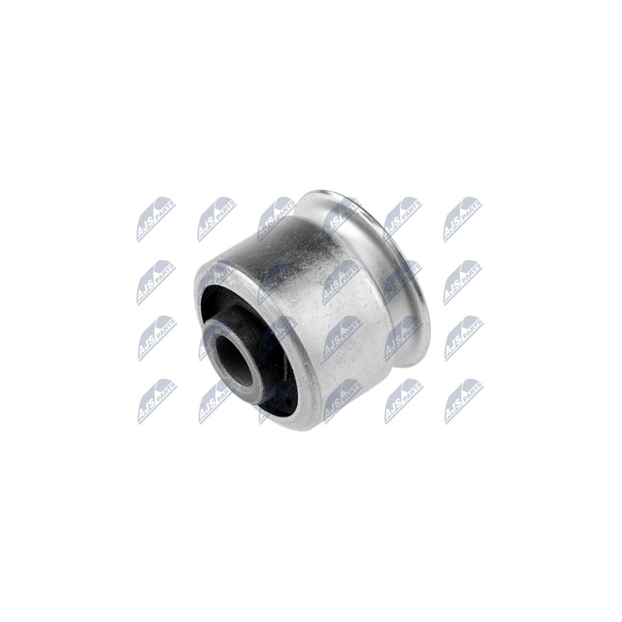NTY ZtpPe001G Control Arm / Trailing Arm Bush