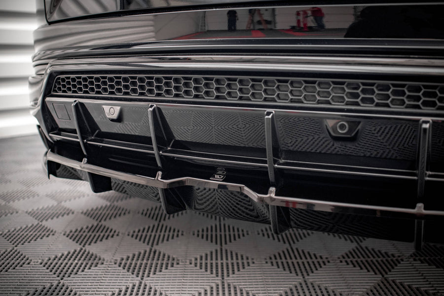 Maxton Design LA-UR-1-RD1G+RD1RG+RD2G Central Rear Splitter (With Vertical Bars) Lamborghini Urus | ML Performance US Car Parts