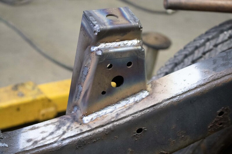 RustBuster Rust Buster 88-95 Toyota Pickups Raised Bed Mounts- (Right)
