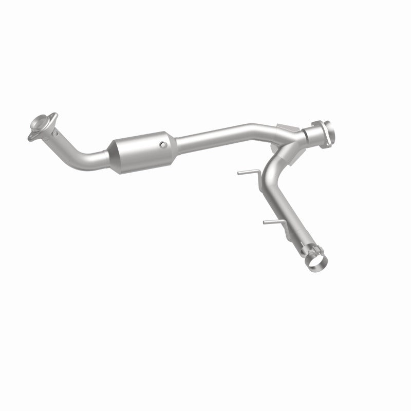 MagnaFlow Direct Fit Catalytic Converter 05-06 Lincoln Navigator 5.4L w/ 3in Main Piping
