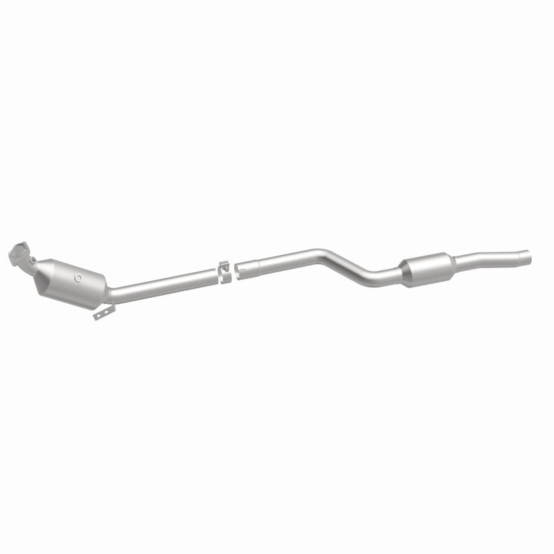 MagnaFlow 2011 C300 V6 3 OEM Underbody Direct Fit Converter