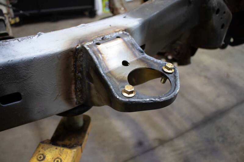 RustBuster Rust Buster 95-04 Toyota Tocoma Front Cab Mount - RIde Side