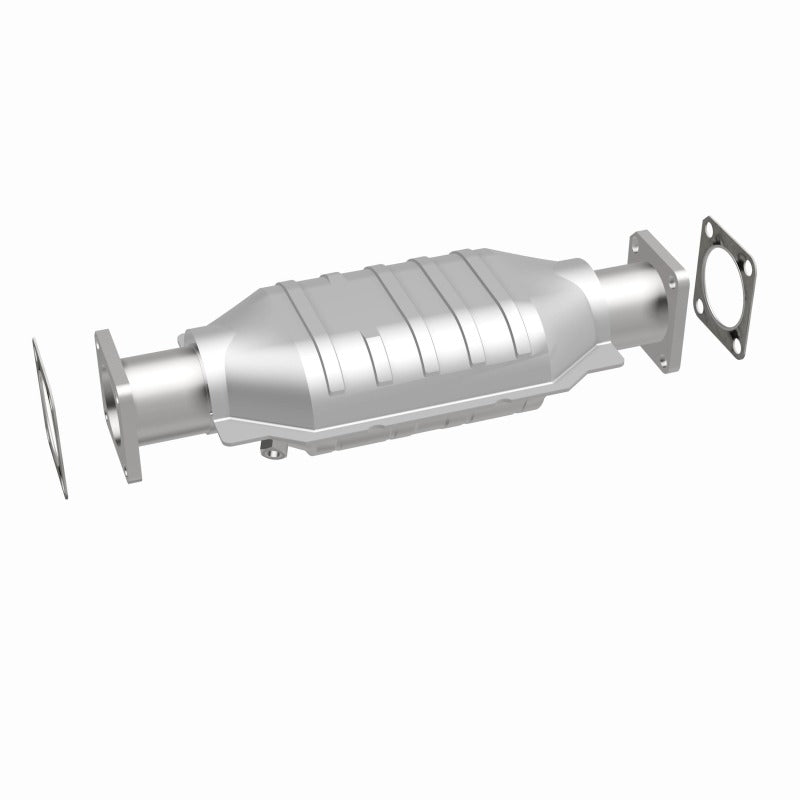 MagnaFlow California Direct Fit Catalytic Conv 75-82 Chevrolet LUV 1.8L / 86-91 Isuzu Trooper 2.3L