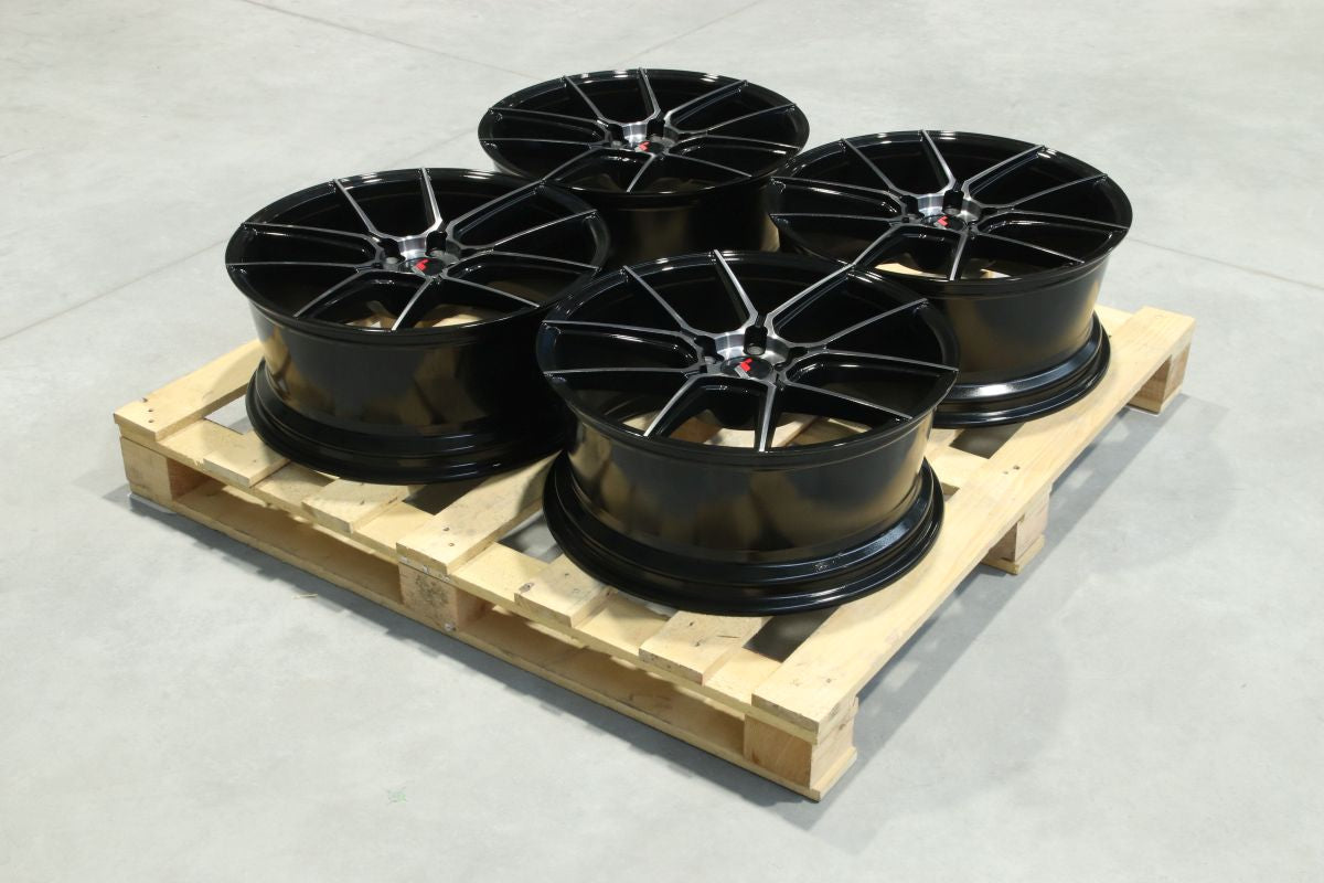 JR Wheels SET-JR#385 Set of JR30 20x8,5 ET35 5x120 Black Brushed w/ Tinted Face