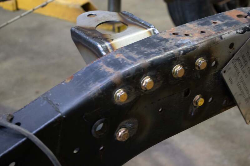 RustBuster Rust Buster 81-87 Chevy C/K10 Rear Cab Mount
