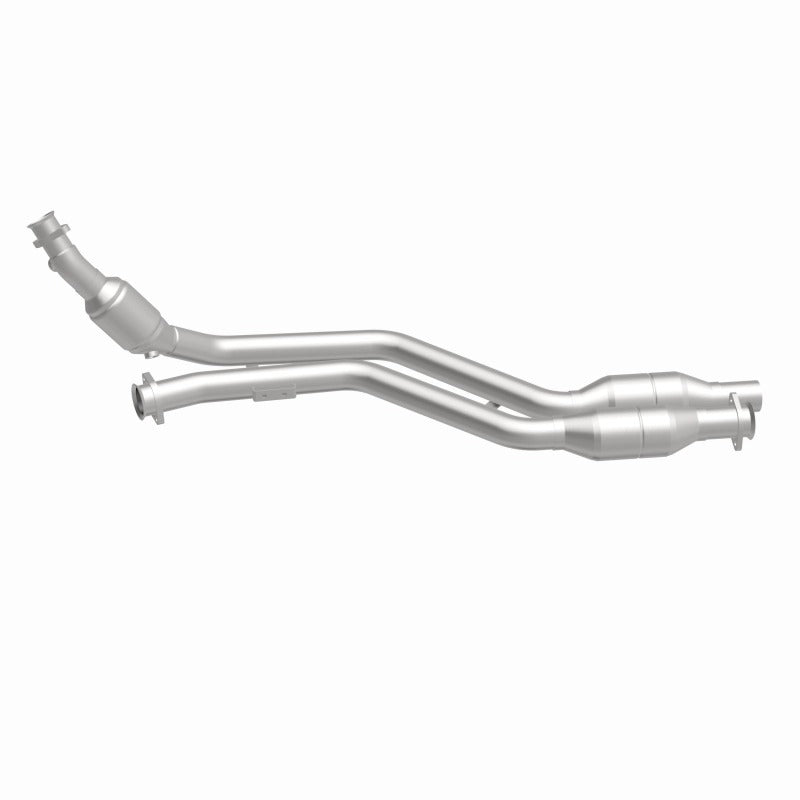 MagnaFlow Direct Fit Catalytic Converter 02-03 Mercedes CLK430 4.3L Passenger Side