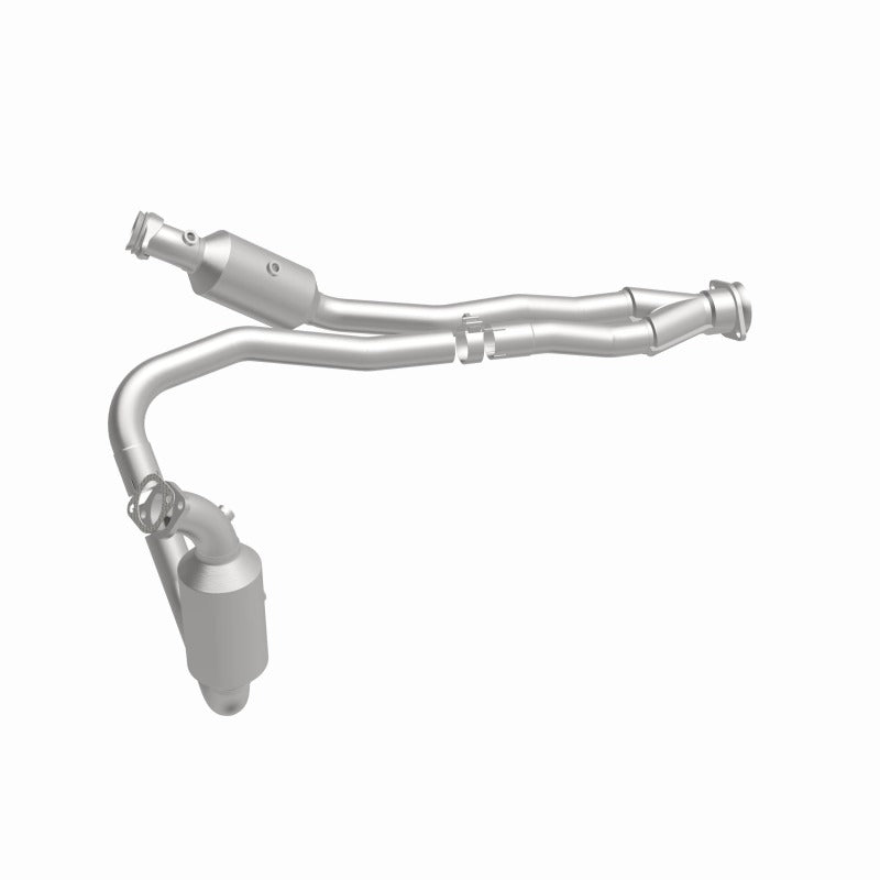 MagnaFlow Direct Fit Catalytic Converter 2015-2017 Transit-150 V6 3.5 OEM Underbody