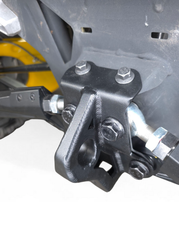 Elektric Off Road Elektric Offroad 24-26 Can Am Maverick R Sheet Metal Radius Rod Plate (2 Seat)