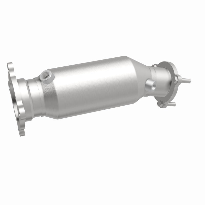 MagnaFlow Direct Fit Catalytic Converter 2012-2014 Audi A6 2.0L