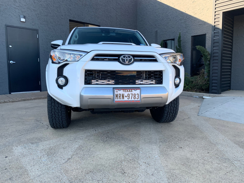 Cali Raised LED Cali Raised 14-24 Toyota 4Runner 32In Hidden Grille LED Light Bar Brackets - One ComboBeam No Bar