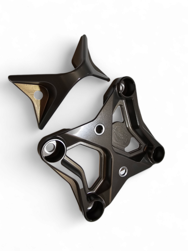 Elektric Off Road Elektric Offroad 2017-2021 Can Am X3 Maverick Volt Radius Rod Plate Anodized Gun Metal