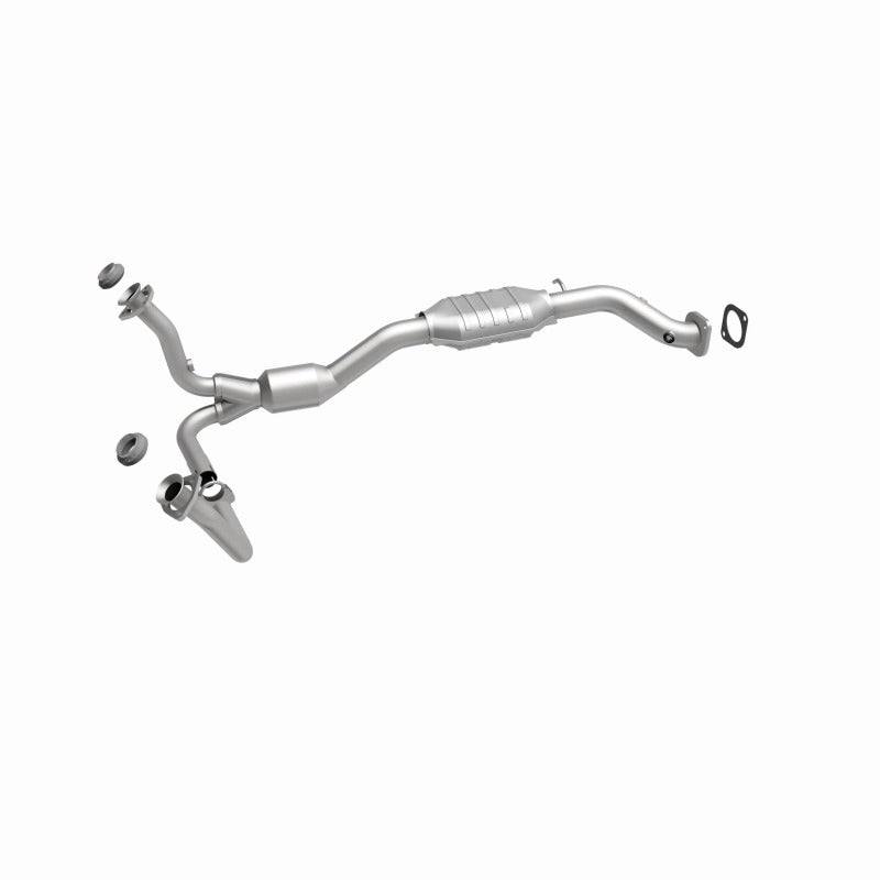 MagnaFlow Direct Fit Catalytic Converter 01-05 Chevy Blazer 4.3L 2WD