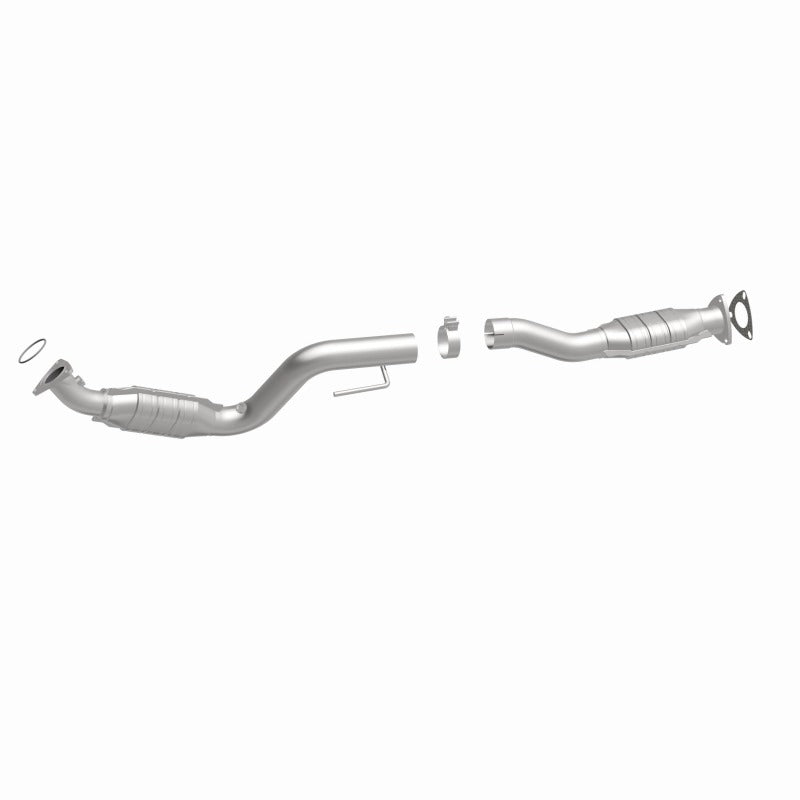 MagnaFlow Direct Fit Catalytic Converter 03-05 Express 2500 4.8L Passenger Side