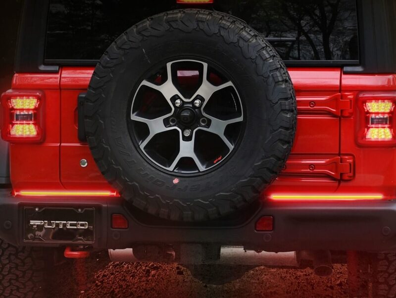 Putco 2019+ RAM 1500/Jeep Wrangler JK/JL 18in Split Blade LED Tailgate Light Bar (Pair)
