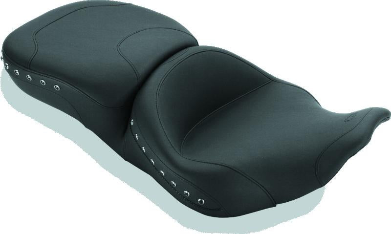 Mustang Motorcycle Mustang 97-07 Harley Rd King, 06-07 Str Glide, 00-05 Eagle Touring 1PC Seat w/Studs - Black