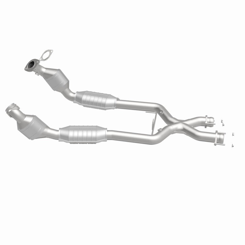 MagnaFlow Direct Fit Catalytic Converter 96-98 Ford Mustang 4.6L
