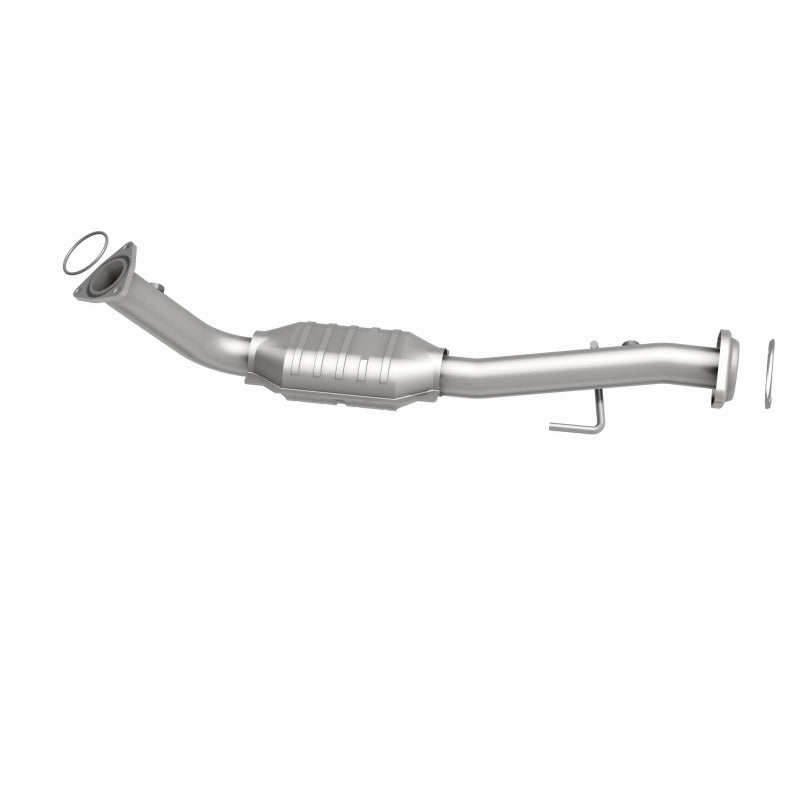 MagnaFlow Direct Fit Catalytic Conv 02-06 Cadillac Escalade / 02-06 GM Yukon (Inc Denali) 6.0L P/S