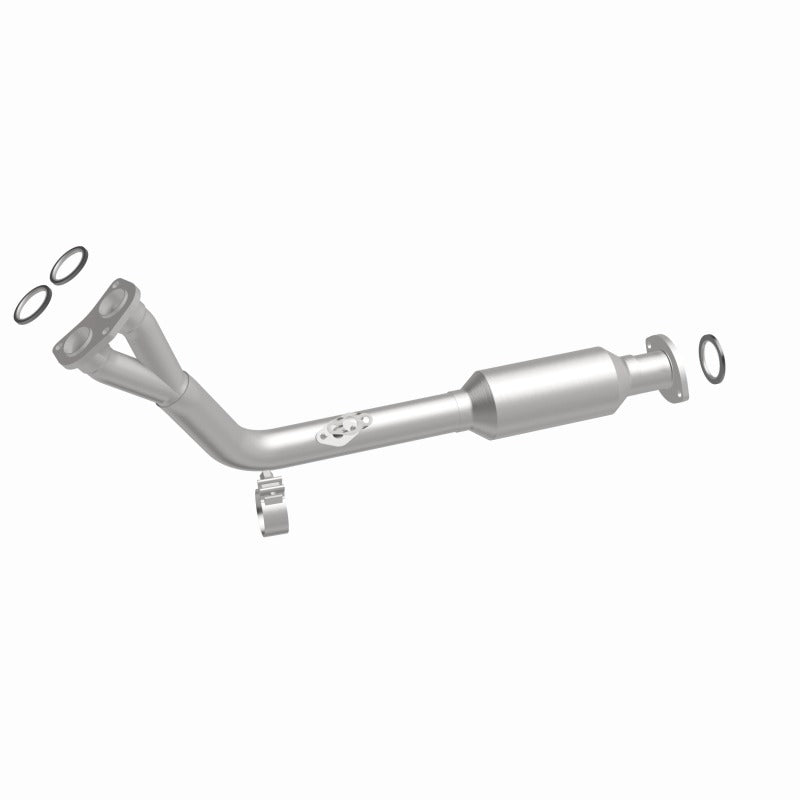 MagnaFlow Direct Fit Catalytic Converter California Grade 96-98 Toyota 4Runner 2.7L