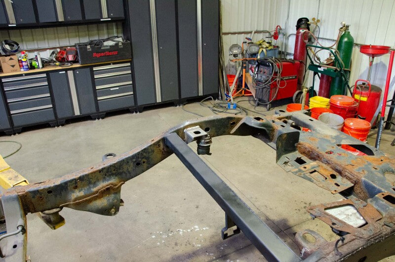 RustBuster Rust Buster 06-10 Hummer H3 Inside Body Mount