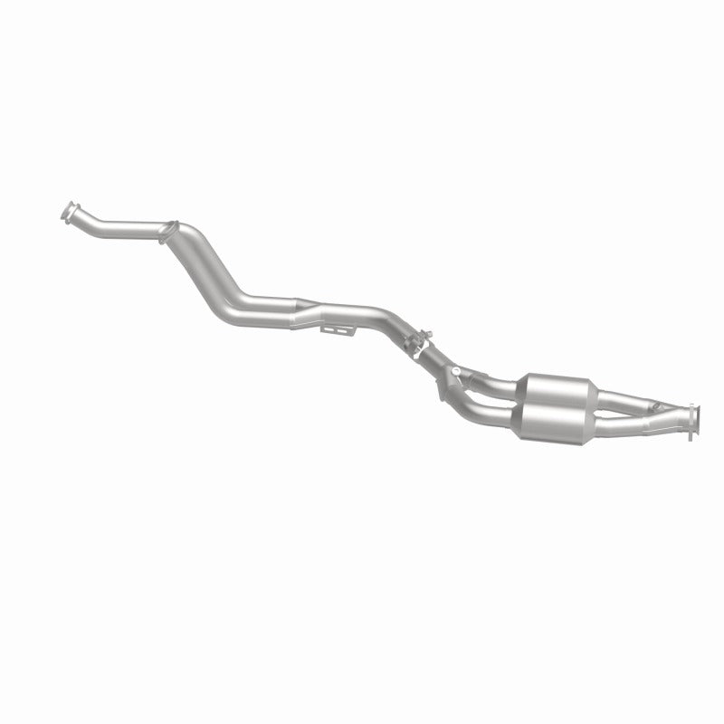 MagnaFlow Direct Fit Catalytic Converter 94-97 Mercedes C280 2.8L