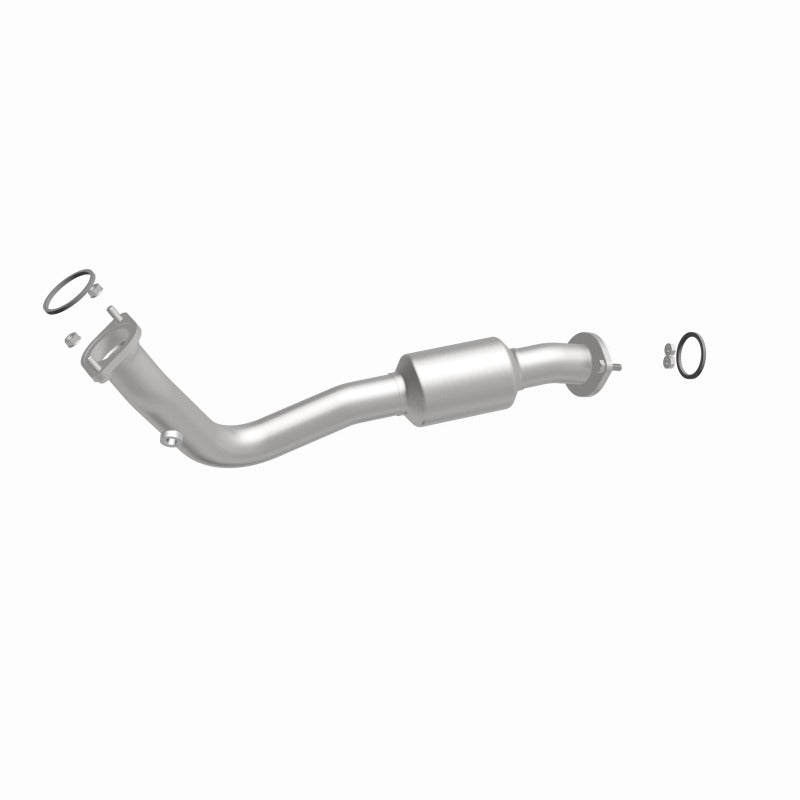 MagnaFlow Direct Fit Catalytic Converter 13-15 RAV4 2.5 Underbody