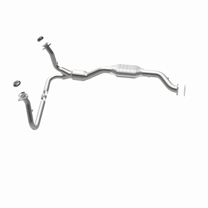 MagnaFlow Direct Fit Catalytic Converter 01-05 Chevy Blazer 4.3L 4WD