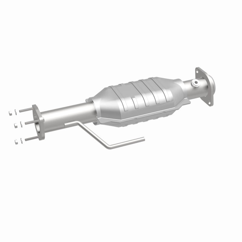 MagnaFlow Direct Fit Catalytic Converter Jeep Wrangler 00-04 OEM