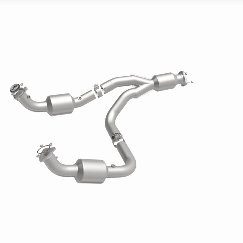 MagnaFlow 12-20 Chevrolet Express 4500 Underbody 6.0L Direct Fit Catalytic Converter