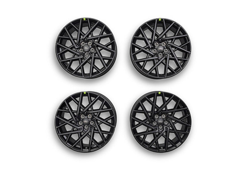 Ford Racing Ford Raving 22-24 Ford Maverick 20in Wheel Kit - Gloss Black (Set of 4)