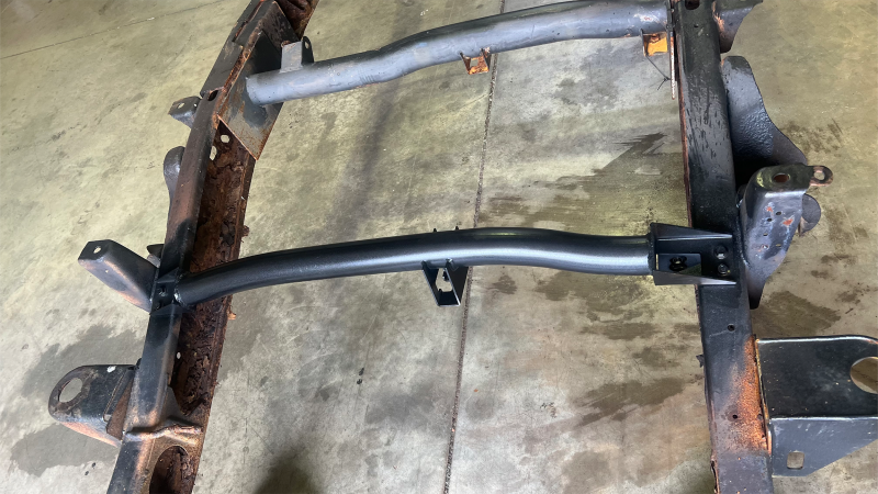 RustBuster Rust Buster 1999-2004 + 2006 Chevy Silverado 1500 ward Fuel Tank Crossmember