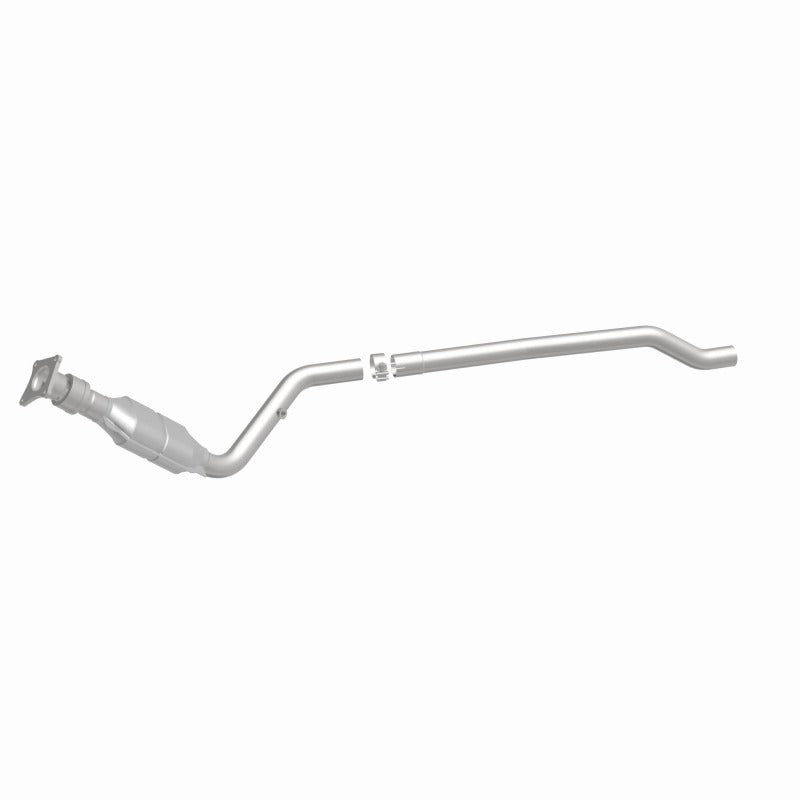 MagnaFlow Direct Fit Catalytic Converter 96-00 Caravan 3.0L