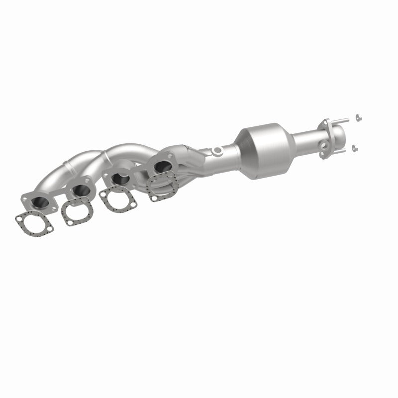 MagnaFlow Direct Fit Catalytic Converter 04-05 BMW 545I 4.4L P/S