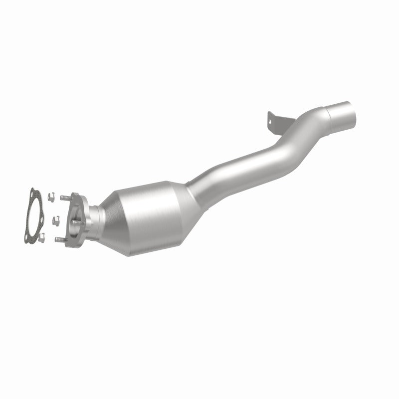 MagnaFlow 10-11 Cayenne V8 4.8 OEM Underbody Direct Fit Converter