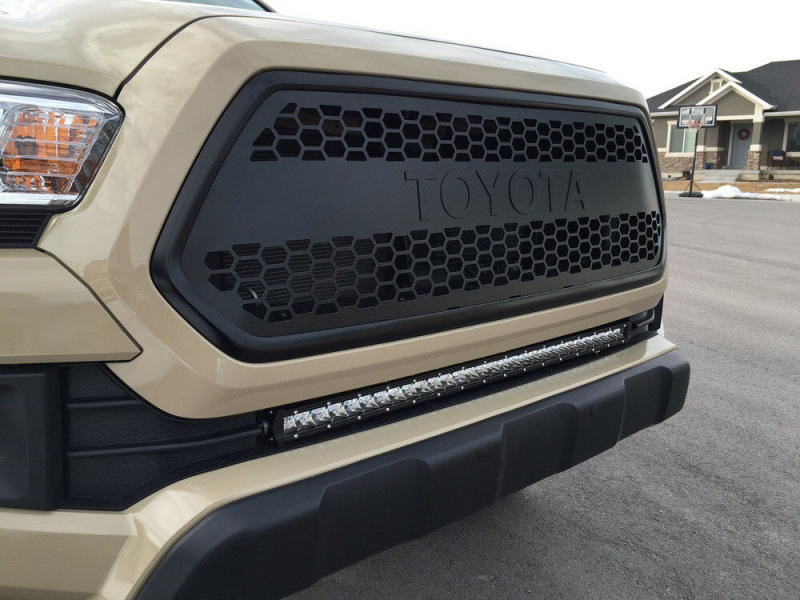 Cali Raised LED Cali Raised 2016-2023 Toyota Tacoma 32In Low Bumper Flush Slim Light Bar Kit -Blue Backlight - Small