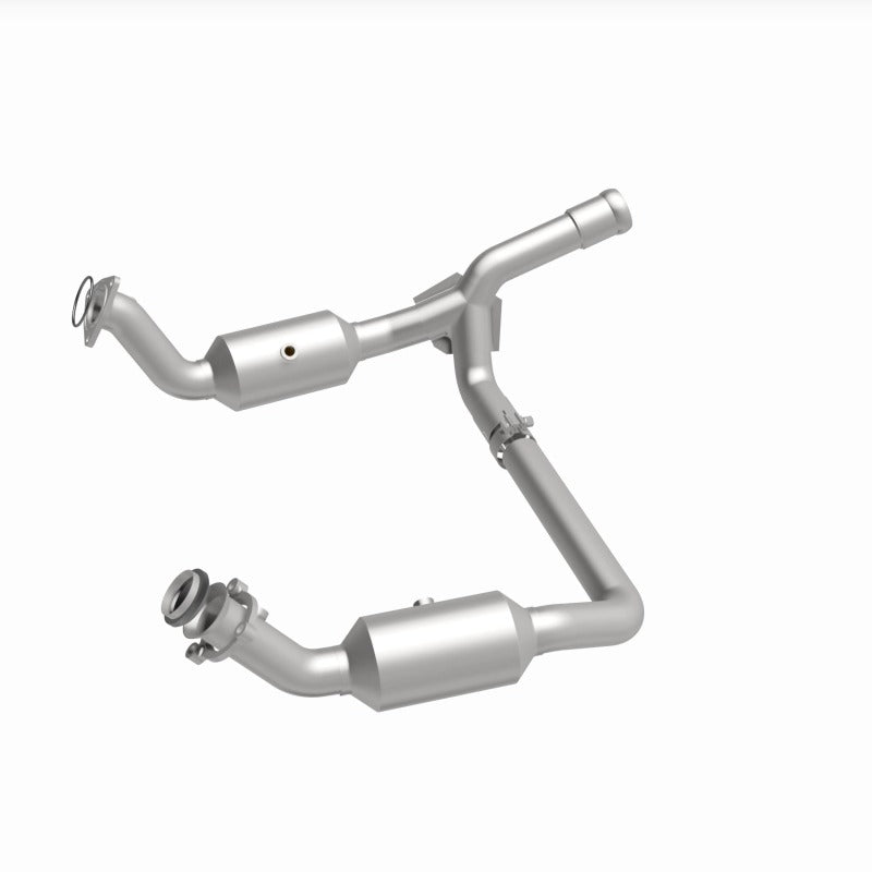 MagnaFlow 19-20 GMC Sierra 1500 Single Underbody 4.3L/5.3L Direct Fit Catalytic Converter