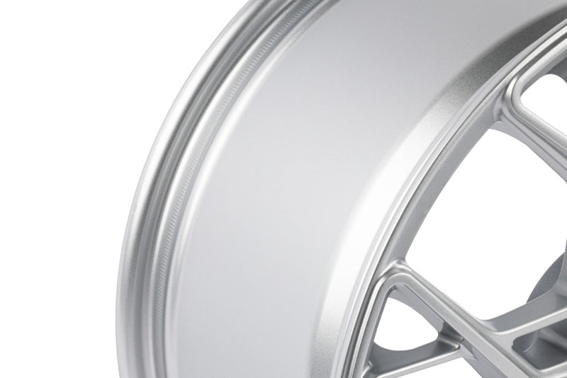 APR A02 Flow Formed 20x9.0 / 5x112 / ET37 / 66.5mm Bore / Silver Wheel