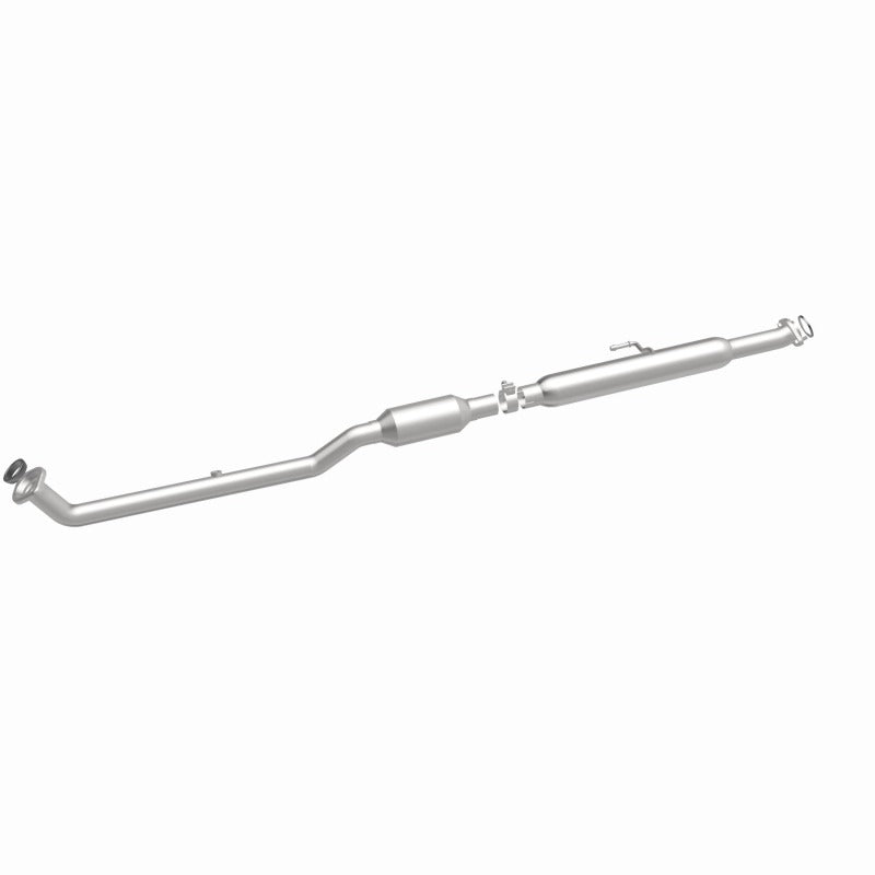 MagnaFlow 13-17 ES300h L4 2.5 OEM Underbody Direct Fit Converter