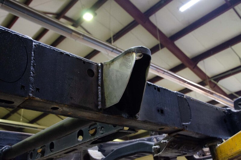 RustBuster Rust Buster 11-18 Chevy Silverado 2500HD/3500HD Center Cab Mount - Left