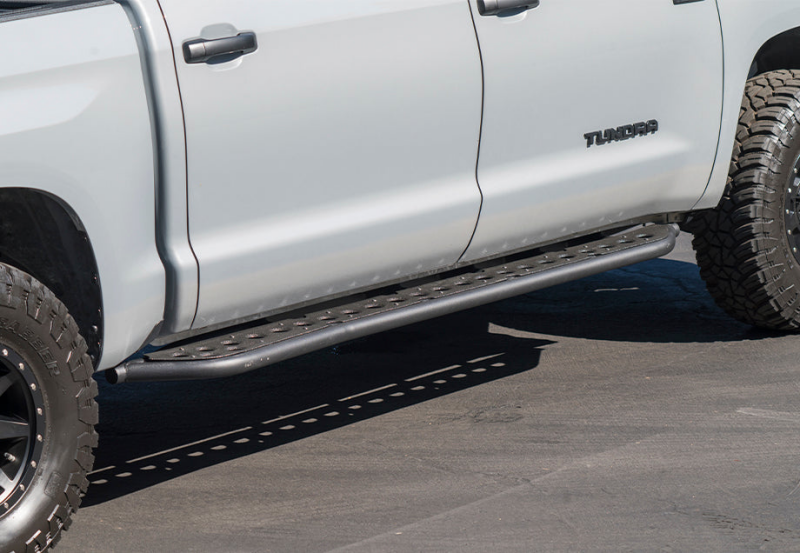 Cali Raised LED Cali Raised 2022 Toyota Tundra Rock Sliders - Hybrid / No Kick Out / Powder Coat Sf + BedLiner