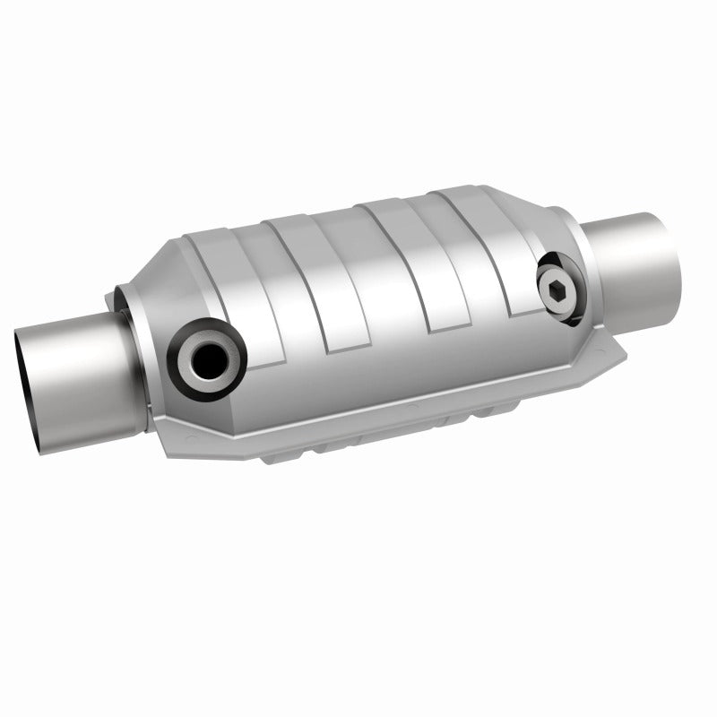 MagnaFlow Universal Catalytic Converter 3 W/Dual O2 Boss