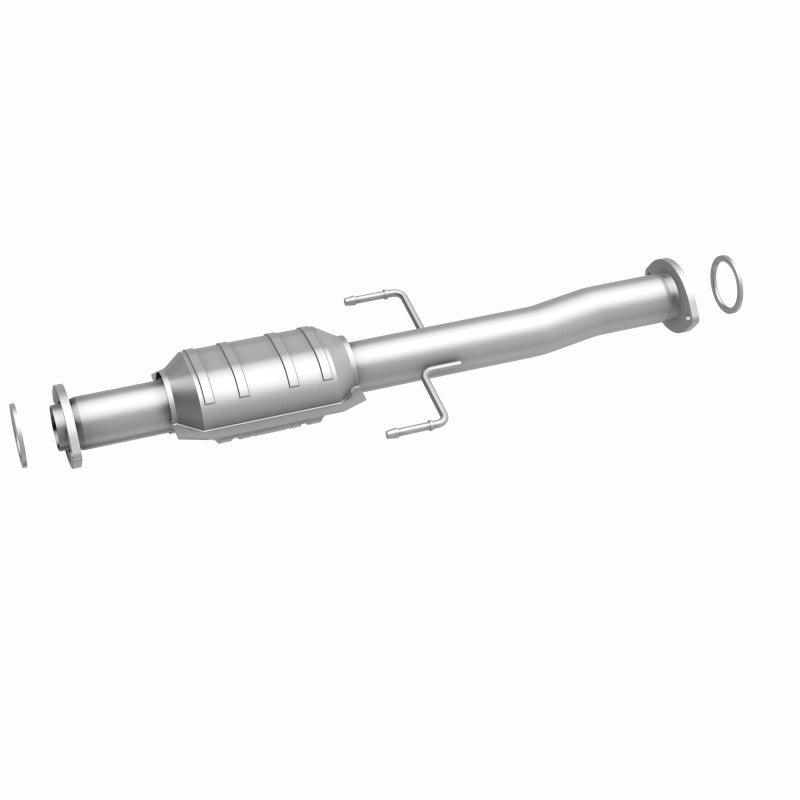 MagnaFlow Direct Fit Catalytic Converter 02-04 Toyota Tacoma 2.7L Rear