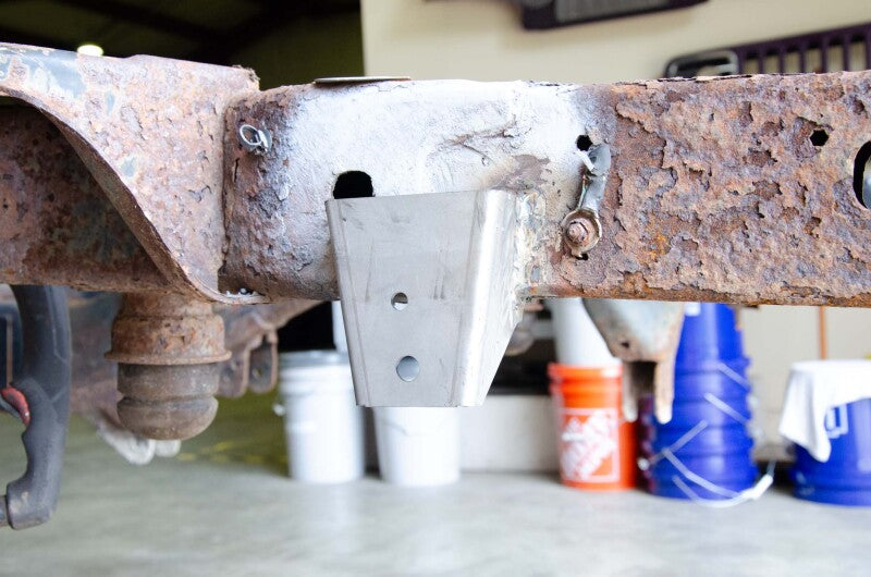 RustBuster Rust Buster 09-18 Dodge Ram 1500 All Cab/Bed Config. Sway Bar Link Bracket - Left